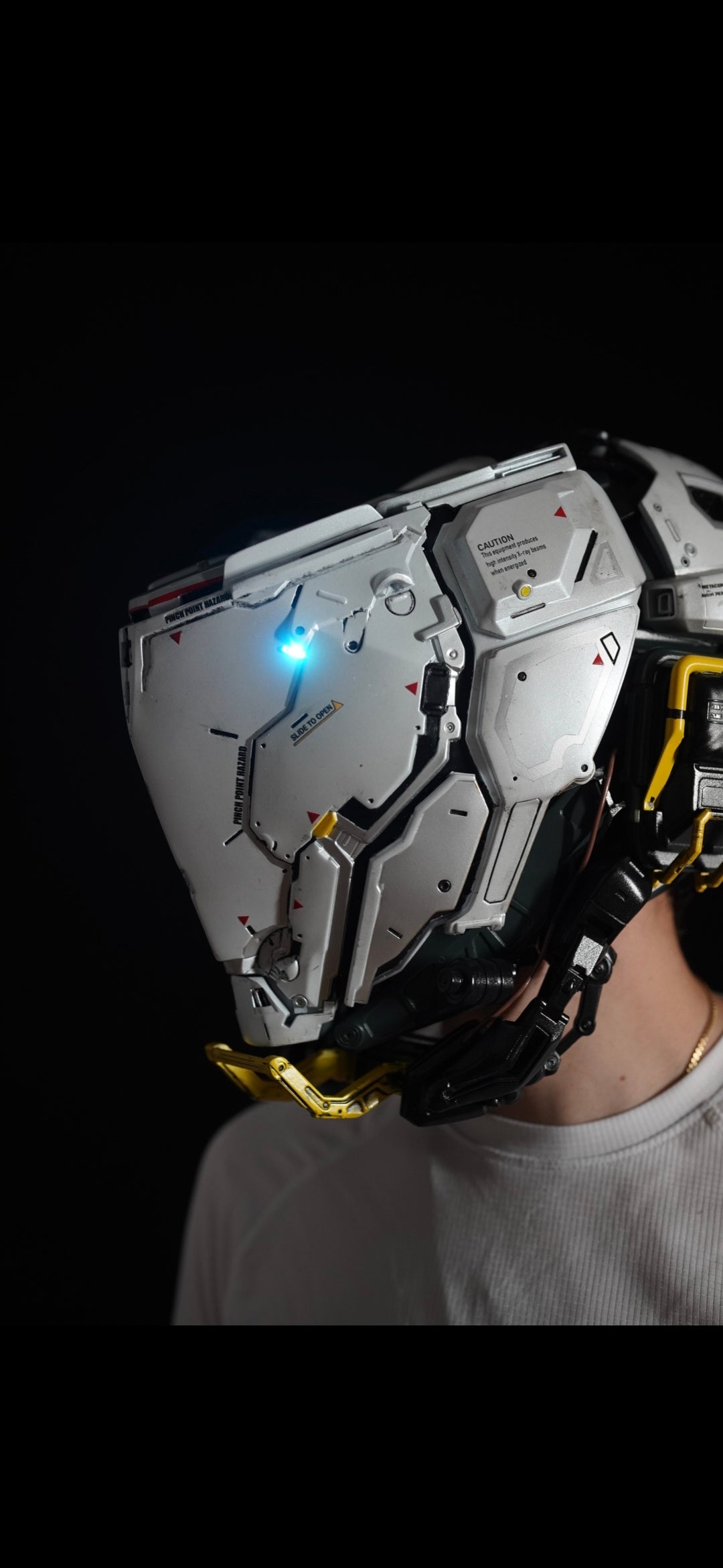 PRAGMATA helmet replica (only helmet)
